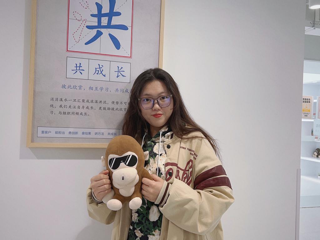 2021届电子信息工程专业毕业生 王露